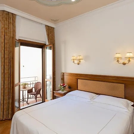 Szálloda Adler Cavalieri Hotel-private & Gym Firenze