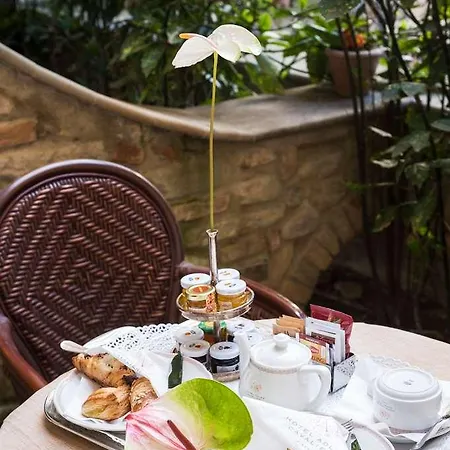 Adler Cavalieri Hotel-private & Gym 4* Florencia