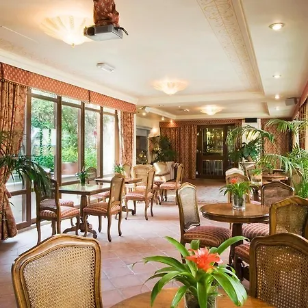 Adler Cavalieri Hotel-private & Gym Hotel