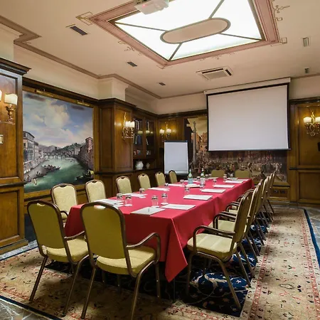 Adler Cavalieri Hotel-private & Gym מלון פירנצה