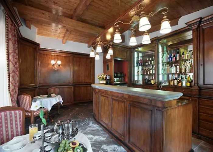 Adler Cavalieri Hotel-private & Gym 4* Florence