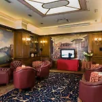 Adler Cavalieri Hotel-private & Gym מלון פירנצה