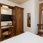 Adler Cavalieri Hotel-private & Gym מלון פירנצה